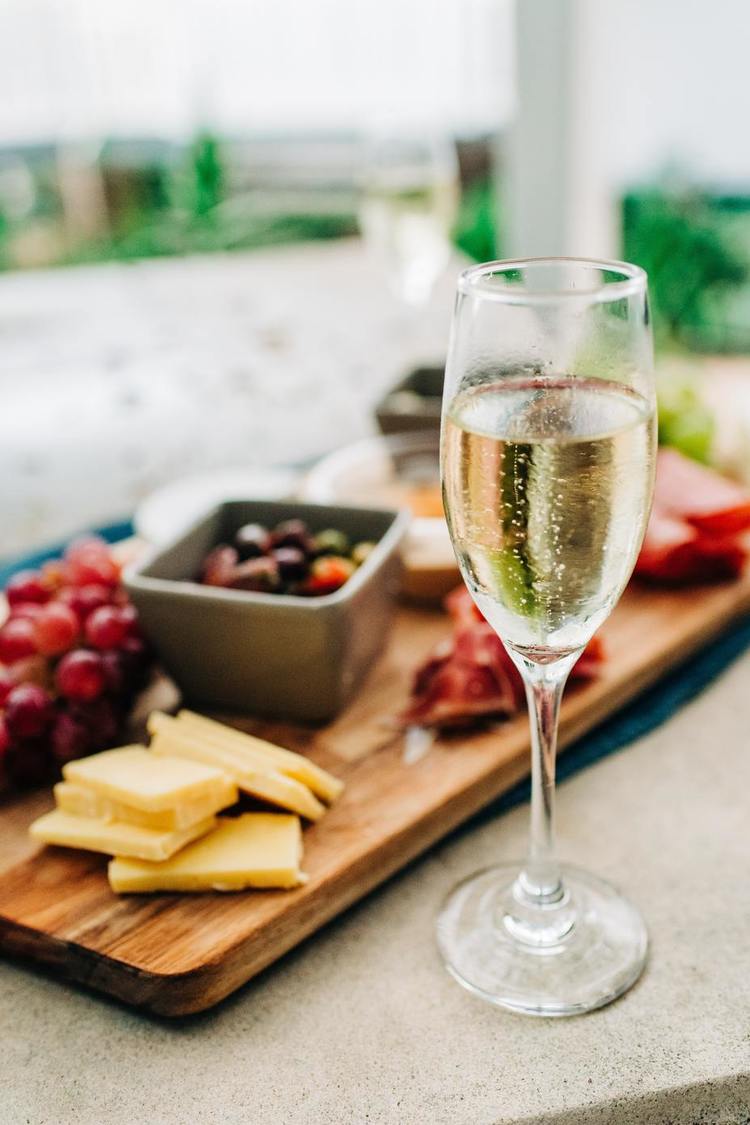 Wine Recipe - Sparkling Wine Charcuterie with Cheese, Grapes and Prosciutto
