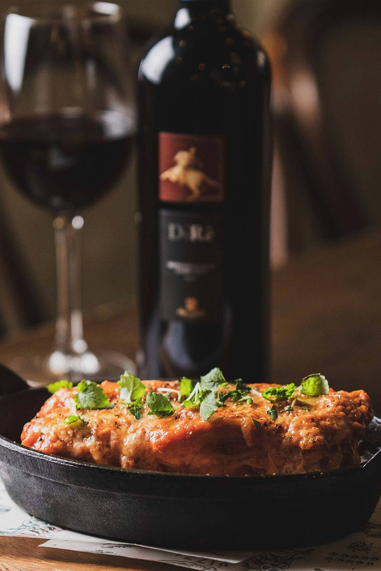 Red Wine Paired with Lasagna and Bolognese Ragu - Wine Recipe