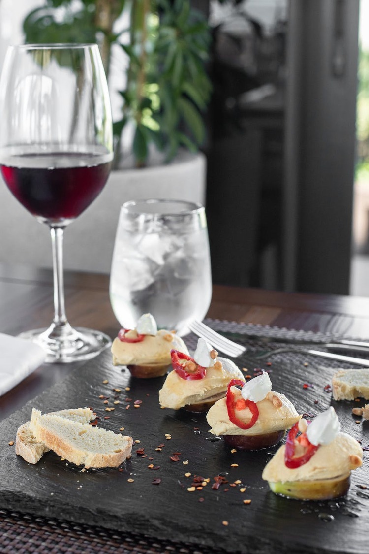 Wine Recipe - Chianti Wine with Bruschetta, Antipasto and Cream Cheese